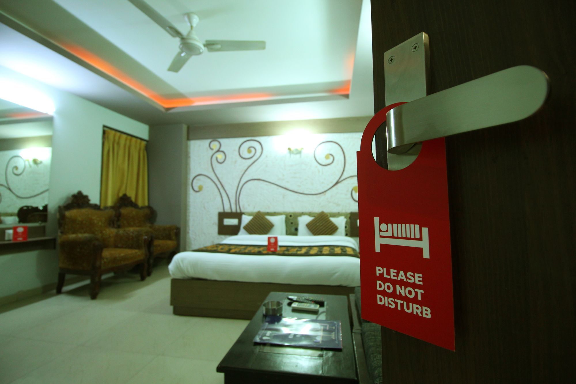 Oyo 4161 Hotel Shailly Inn Ahmedabad Ngoại thất bức ảnh